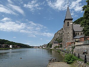 Dinant en de Maas