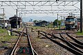 美濃赤坂駅全景 機関区や旅客ホーム・貨物ホーム、貨物線が見える(2010年)