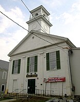 The former Putney Federated Church, built in 1841,[10] now houses Next Stage Arts and the Putney Historical Society