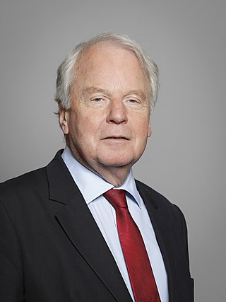 <span class="mw-page-title-main">Robin Janvrin, Baron Janvrin</span> Private Secretary to Elizabeth II from 1999 to 2007