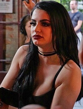 Paige in april 2018