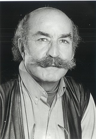 <span class="mw-page-title-main">Yılmaz Onay</span> Turkish author, theatre director, and translator (1937–2018)