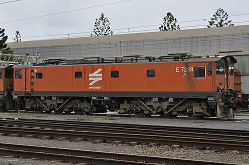 No. E7288, left side, in Spoornet orange livery and inscribed 7E5 at Richards Bay, KwaZulu-Natal, 16 December 2010