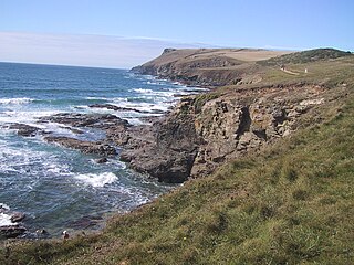 <span class="mw-page-title-main">Pentire Head</span> Headland on the coast of North Cornwall, England