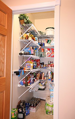 <span class="mw-page-title-main">Pantry</span> Room where accessories, provisions, etc. are stored