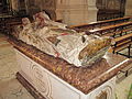 Sepulcro del santo, localizado en el pasillo central de la iglesia de San Lesmes de Burgos.