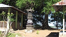 Pura Medana, a Hindu temple in the west of Tanjung TanjungPura.JPG