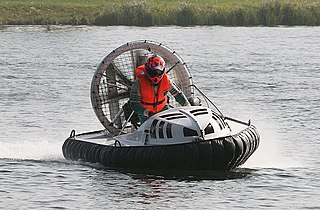 <span class="mw-page-title-main">Amphibious vehicle</span> Vehicle capable of transport on both land and over/under water