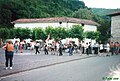 Arrivée sur la place d'Ituren (Navarre)