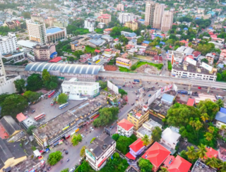 <span class="mw-page-title-main">Kaloor metro station</span> Metro station in Kochi, India