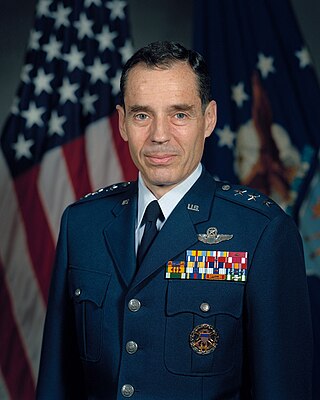 <span class="mw-page-title-main">Bradley C. Hosmer</span> United States Air Force general