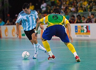 <span class="mw-page-title-main">Futsal</span> Team sport, variant of association football