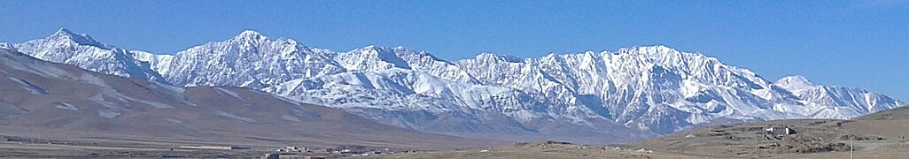 Mount Oshtorankuh