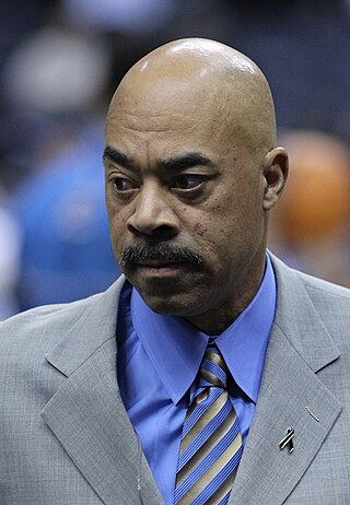 <span class="mw-page-title-main">Phil Chenier</span> American basketball player (born 1950)