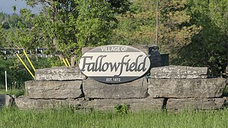 <span class="mw-page-title-main">Fallowfield, Ottawa</span> Unincorporated village in Ottawa, Ontario, Canada