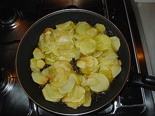 <span class="mw-page-title-main">Fried potatoes</span> Fried or deep-fried slices of potatoes