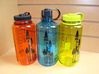 <span class="mw-page-title-main">Water bottle</span> Container for liquids