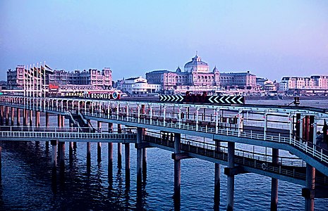 De pier en het Kurhaus in 1962