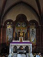 Marienaltar im linken Seitenschiff