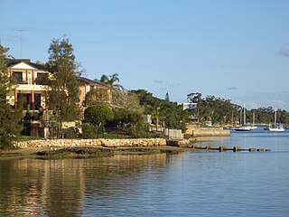 <span class="mw-page-title-main">Tennyson Point, New South Wales</span> Suburb of Sydney, New South Wales, Australia