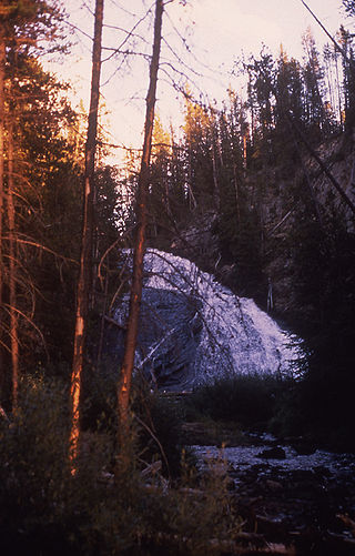 <span class="mw-page-title-main">Virginia Cascades</span> Waterfall in Park County, Wyoming