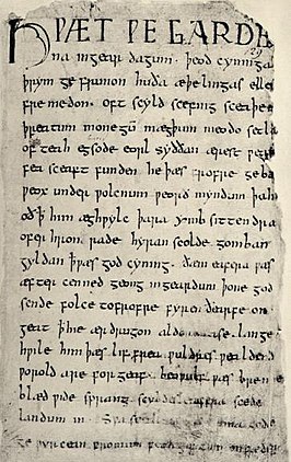 Eerste bladzijde van Beowulf. De tekst begint met de regels HWÆT WE GARDE na in geardagum. þeodcyninga þrym gefrunon hu ða æþelingas elle(n) fremedon... (vertaling: Luister! Wij van de Speer-Denen in de dagen van weleer van die koningen hoorden van hun roem, hoe die edelen moedige daden verrichtten...)