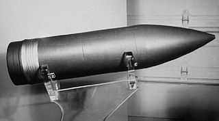 <span class="mw-page-title-main">W33 (nuclear warhead)</span> American nuclear artillery shell