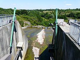 The Cébron Dam