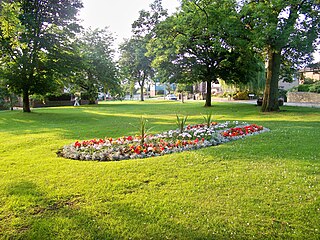 <span class="mw-page-title-main">Gildersome</span> Village and civil parish in West Yorkshire, England