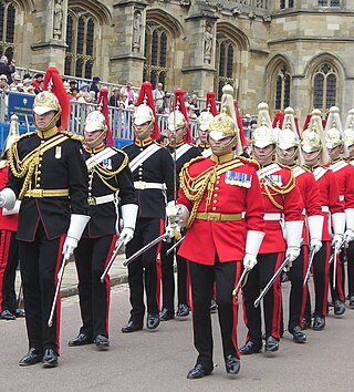 <span class="mw-page-title-main">Aiguillette</span> Ornamental braided cord worn on uniforms