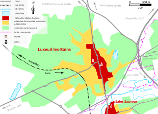 Vue d'une carte en couleur représentant les étapes de développement du bâti d'une ville.