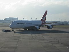 Airbus A380 au pushback.