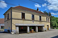 Rignosot, la mairie-lavoir.jpg