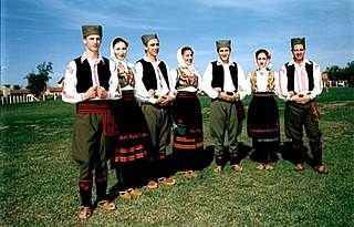 <span class="mw-page-title-main">Serbian traditional clothing</span>