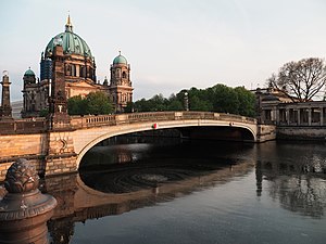 Friedrichsbrücke