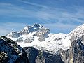 pogled na obližnji Triglav, najviši vrh Slovenije (2.864 m.i.m.)