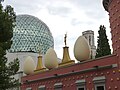 Image 22The Dalí Theatre and Museum, commemorating Salvador Dalí in his home town of Figueres, Catalonia, has a geodesic dome and is decorated with giant eggs.