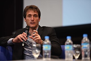 <span class="mw-page-title-main">Guillermo Barros Schelotto</span> Argentine footballer and manager