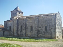 The church in Sainte-Ouenne