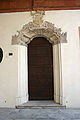 Porta rococò / Rococo-style door.