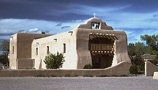 <span class="mw-page-title-main">Abiquiú, New Mexico</span> CDP in New Mexico, United States