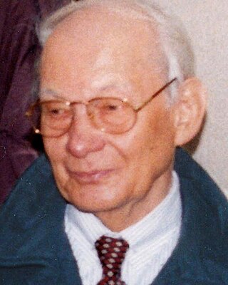 <span class="mw-page-title-main">Manfred Eigen</span> German biophysical chemist (1927–2019)