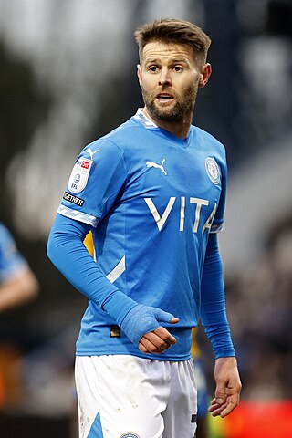 <span class="mw-page-title-main">Oliver Norwood</span> English footballer (born 1991)