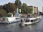 Die Kreuzberg auf der Spree am Schlossplatz