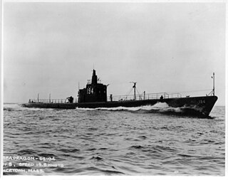 USS <i>Seadragon</i> (SS-194) American Sargo-class submarine