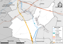 Carte en couleur présentant le réseau hydrographique de la commune