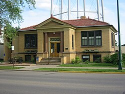 Aitkin Carnegie Library.jpg