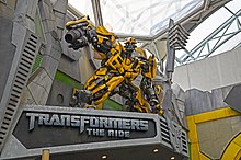 Bumblebee Statue above the entrance to Transformers: The Ride – 3D.