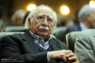 <span class="mw-page-title-main">Fathollah Mojtabaei</span> Iranian author and historian