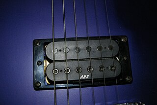 <span class="mw-page-title-main">Humbucker</span> Electric guitar pickup